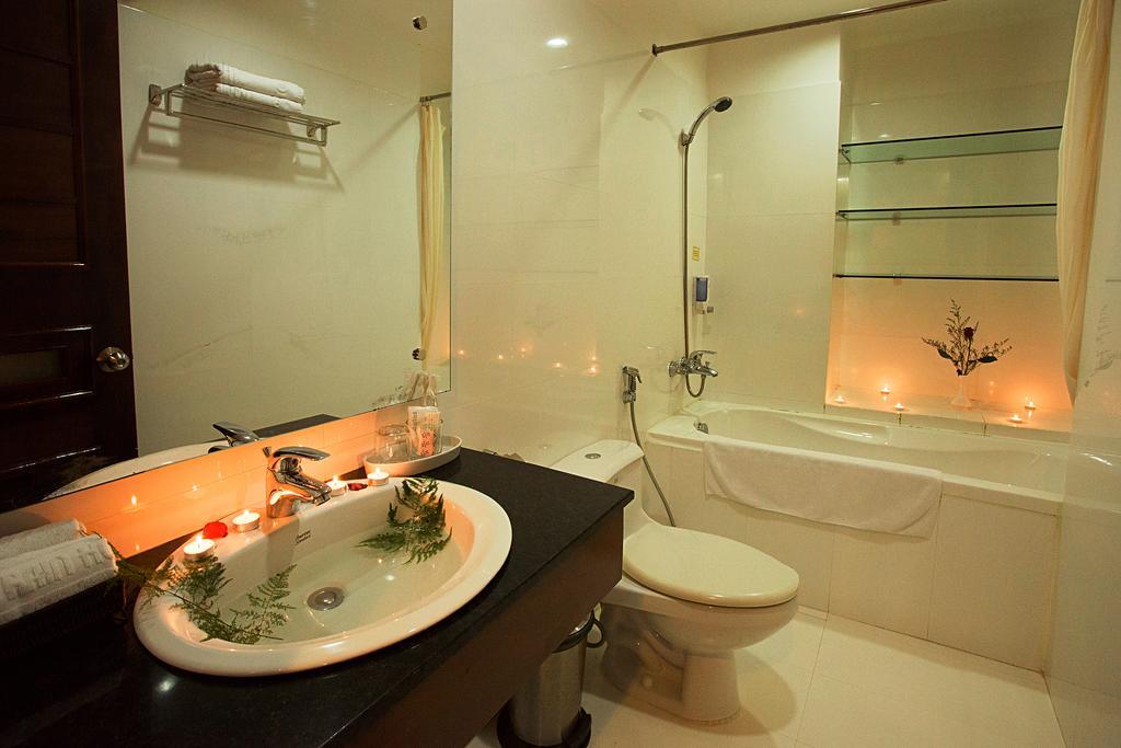 Golden Rain Hotel - Hoang Vu Nha Trang Room photo